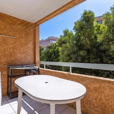 La Castillane - Appt Avec Piscine Partagee Cavalaire-sur-Mer Exterior photo