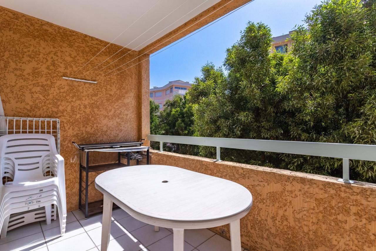 Apartment La Castillane - Appt Avec Piscine Partagee *